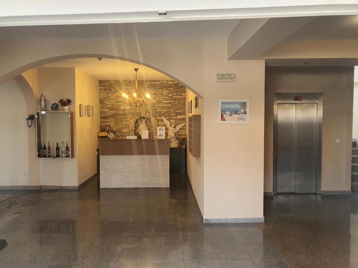 Hotel Barbaric Međugorje Buitenkant foto
