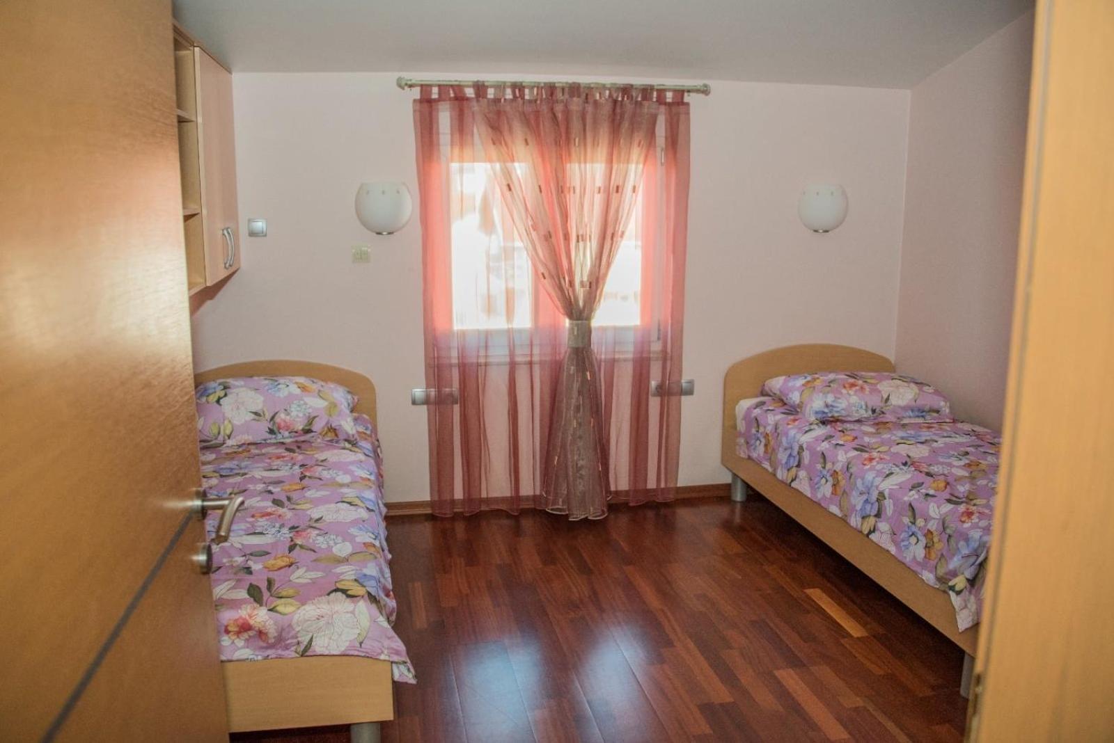 Hotel Barbaric Međugorje Buitenkant foto